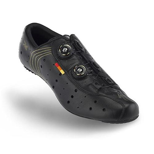 Tech round up Retro moderne shoes from Specialized Fast 